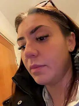 Snapshot of georgiag chatting on 01-07-26, 09:28 georgiag online show from 01-07-26, 09:28