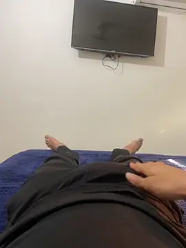 HotWhisper22 online show from 03-18-26, 12:19