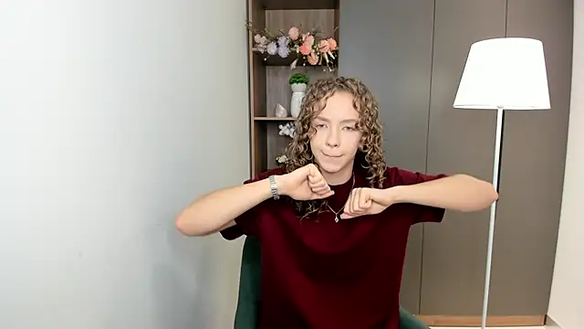 StevieKemner online show from 12-18-25, 10:32