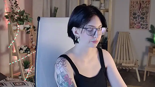 ElenaSomerhalder online show from 01-11-26, 09:36