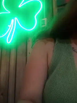 Snapshot of SofiEsteves chatting on 12-20-25, 11:45 SofiEsteves online show from 12-20-25, 11:45