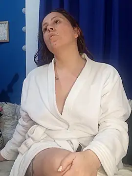 SofiEsteves online show from 05-24-26, 06:57