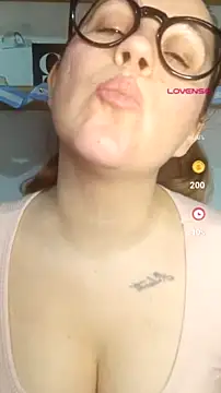 SofiEsteves online show from 07-17-26, 12:34