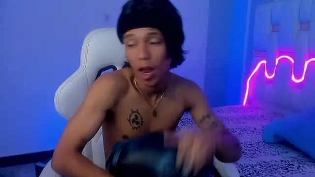 AndyKings 1 online show from 02-05-26, 03:44