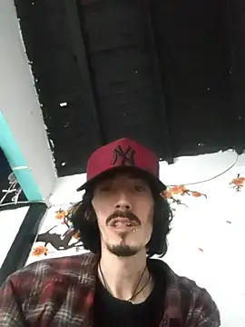 Snapshot of sk8-boy chatting on 01-11-26, 07:19 sk8-boy online show from 01-11-26, 07:19