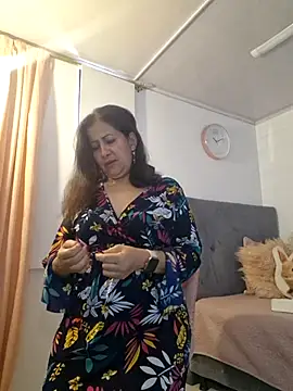christy ant online show from 07-08-26, 06:56