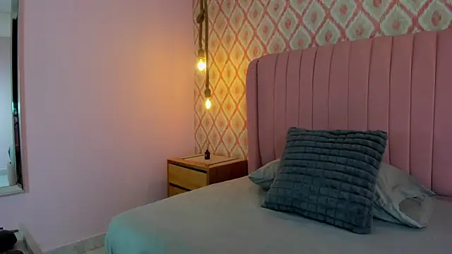 Snapshot of clarise_hall3 chatting on 06-06-26, 12:21 clarise hall3 online show from 06-06-26, 12:21