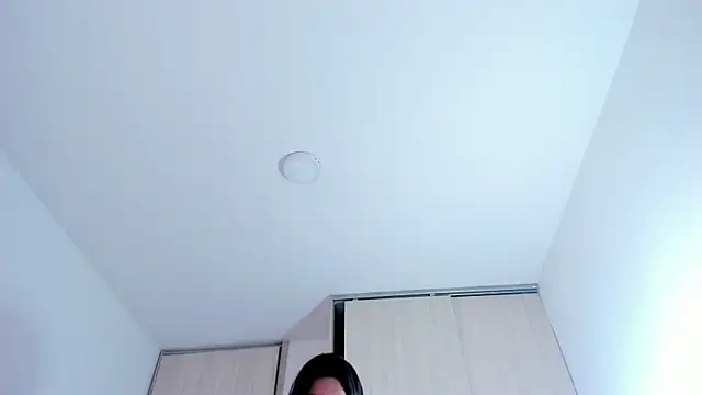 Snapshot of lilybloom69 chatting on 01-10-26, 07:04 lilybloom69 online show from 01-10-26, 07:04