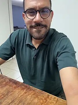 AdrianGarcia89 online show from 05-21-26, 01:34