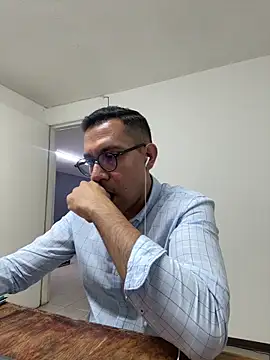 AdrianGarcia89 online show from 06-03-26, 01:30