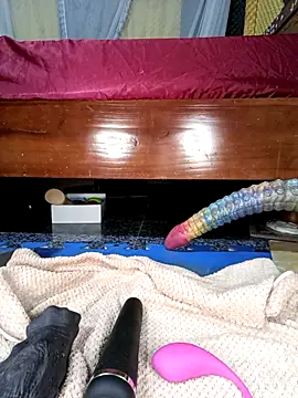 hi-miki online show from 04-17-26, 01:47