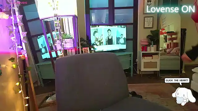 itscleomoon online show from 04-13-26, 05:07