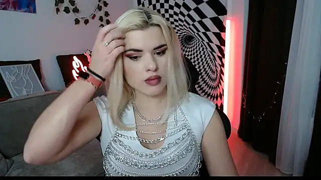 Ariana Saint online show from 02-10-26, 08:02