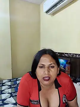 Hotmylips online show from 04-17-26, 03:26