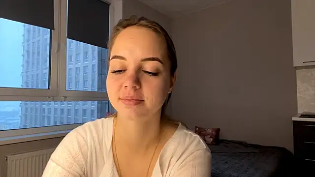 AliceQueenGirl online show from 01-09-26, 12:41