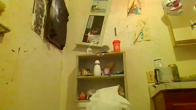 Snapshot of becky1111 chatting on 04-19-26, 07:16 becky1111 online show from 04-19-26, 07:16