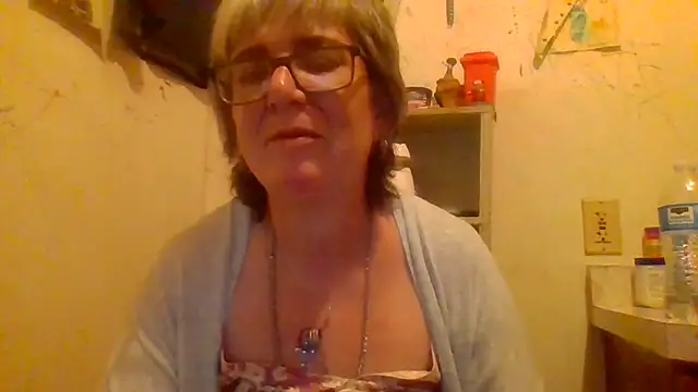 becky1111 online show from 06-14-26, 01:14