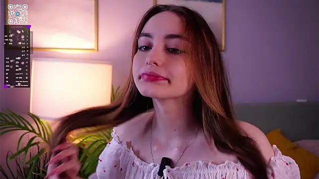 BeckiMacreno online show from 04-13-26, 01:16