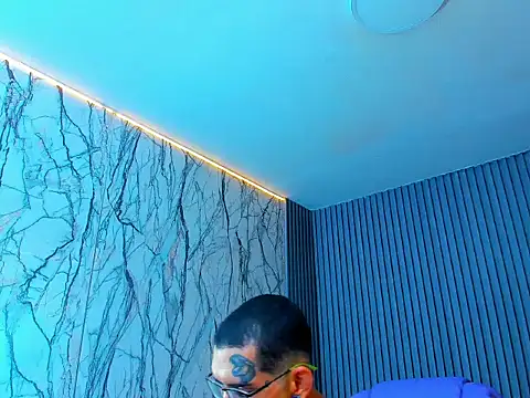 Boy tatto77 online show from 04-12-26, 01:21