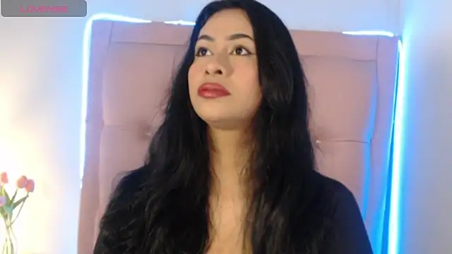 Snapshot of Olivia_gray69 chatting on 02-01-26, 04:44 Olivia gray69 online show from 02-01-26, 04:44