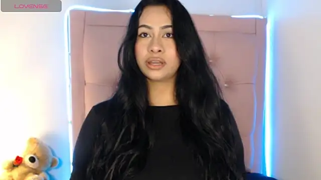 Snapshot of Olivia_gray69 chatting on 03-09-26, 09:35 Olivia gray69 online show from 03-09-26, 09:35