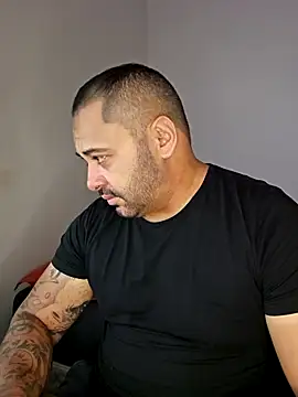 drlluis online show from 12-19-25, 02:02