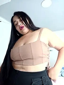 Snapshot of violet__rouse__ chatting on 01-07-26, 05:04 violet rouse online show from 01-07-26, 05:04