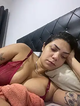 Nini  online show from 04-21-26, 09:28