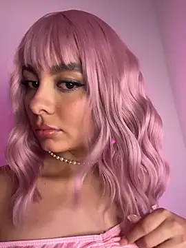 Nicollewest1 online show from 02-03-26, 11:32