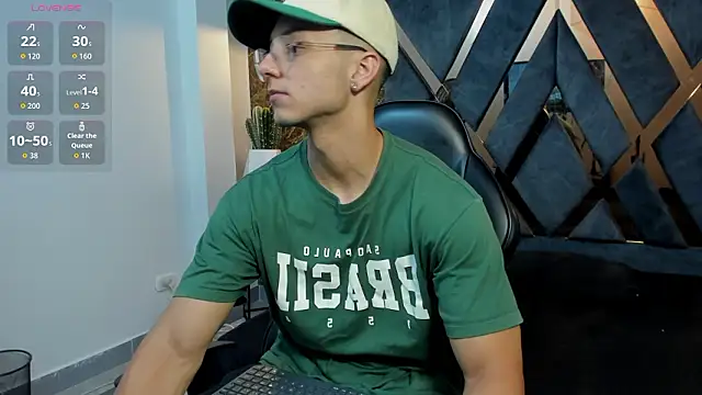 Noah Clarkk online show from 03-22-26, 04:10