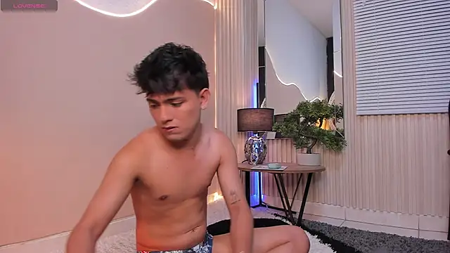 Snapshot of Thristan_Leones chatting on 01-13-26, 07:02 Thristan Leones online show from 01-13-26, 07:02