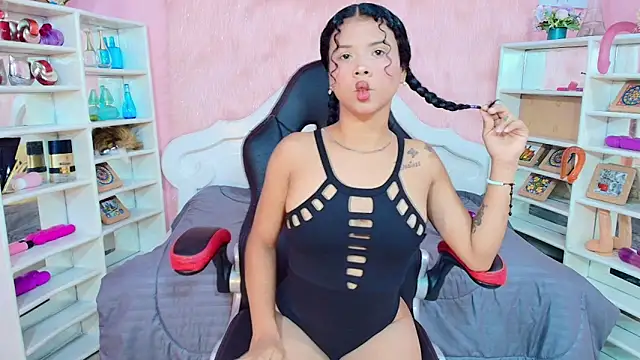 kamy bad girl online show from 12-21-25, 03:24