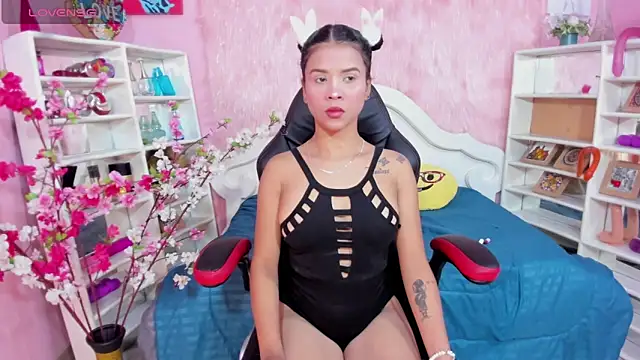 kamy bad girl online show from 01-13-26, 03:23