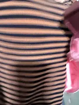 Snapshot of Sweet-Berryy chatting on 05-29-26, 02:42 Sweet-Berryy online show from 05-29-26, 02:42