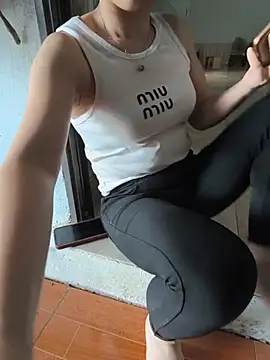 Sweet-Berryy online show from 06-25-26, 01:27