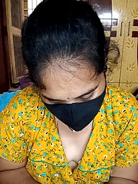 Snapshot of maduri__ chatting on 02-04-26, 06:41 maduri online show from 02-04-26, 06:41