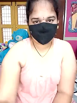 maduri   online show from 04-26-26, 03:04