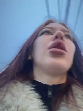 JeanGraay online show from 12-21-25, 01:40