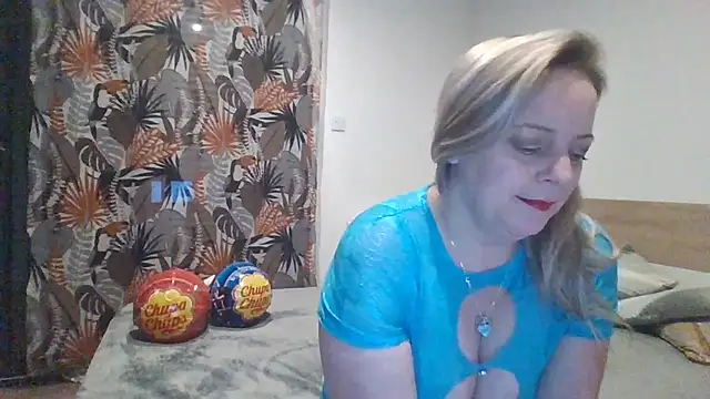 Miss-Chupagirly online show from 01-18-26, 08:12