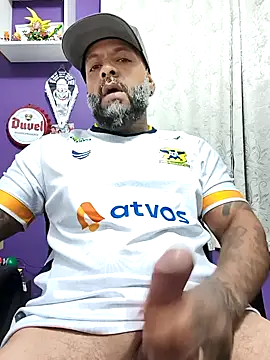 morenoteza0 online show from 04-25-26, 09:34