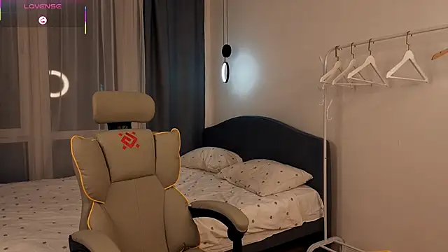 fallin lovee online show from 02-12-26, 09:10