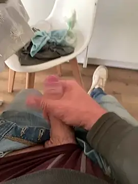 Snapshot of Yavtebe7tube chatting on 01-14-26, 03:17 Yavtebe7tube online show from 01-14-26, 03:17