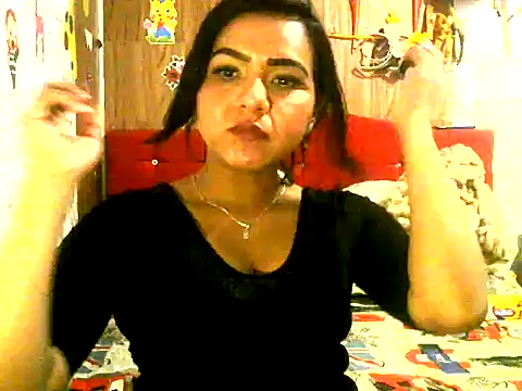 Snapshot of Diamond-jackson3 chatting on 12-20-25, 02:18 Diamond-jackson3 online show from 12-20-25, 02:18