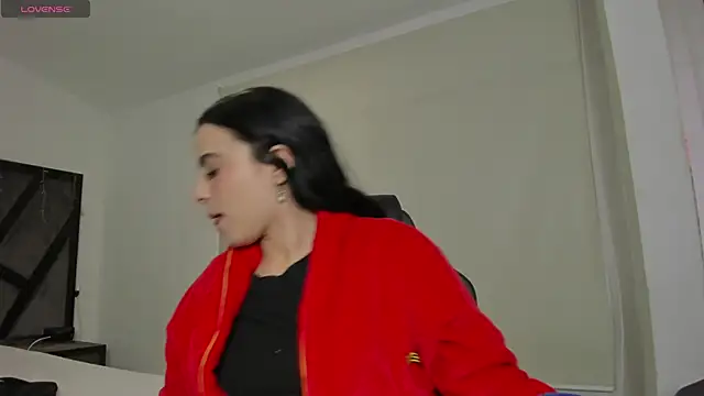 ChannelWhitee  online show from 01-08-26, 10:23