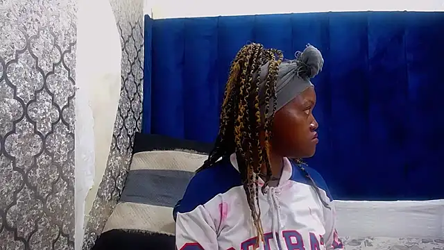 DarkBeauty33 online show from 01-15-26, 07:35