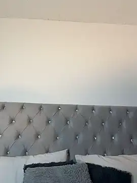 izzybelmonth12 online show from 03-19-26, 08:02