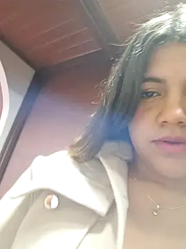 Snapshot of Ivy_enjoy chatting on 01-10-26, 07:15 Ivy enjoy online show from 01-10-26, 07:15