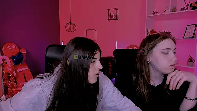 lizzie boom  online show from 01-12-26, 08:14