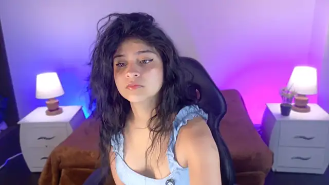 Snapshot of hannaa_cute chatting on 07-24-26, 02:09 hannaa cute online show from 07-24-26, 02:09