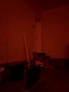 Cantgetenough0069 online show from 04-18-26, 08:42